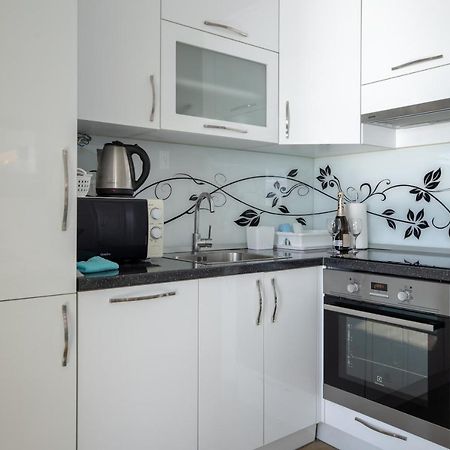 Apartman Nimfa Zivogosce Igrane Luaran gambar
