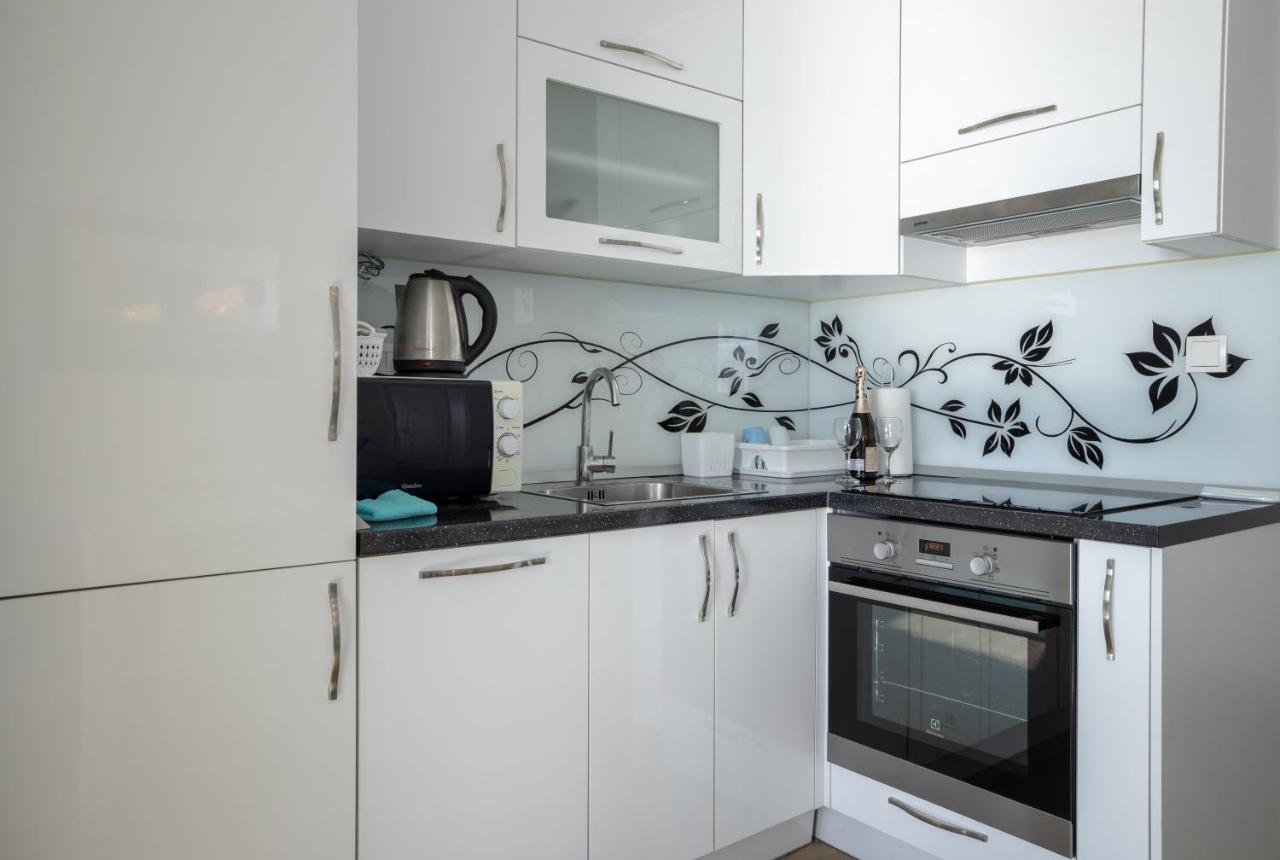 Apartman Nimfa Zivogosce Igrane Luaran gambar